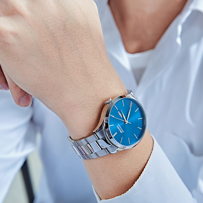 什么叫石英手表？石英手表有哪些特点？使用寿命是多久？