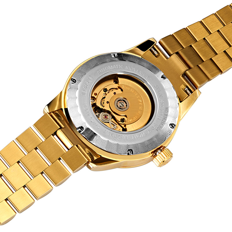 爱彼Audemars Piguet皇家橡树陶瓷万年历手表图片_怎么样